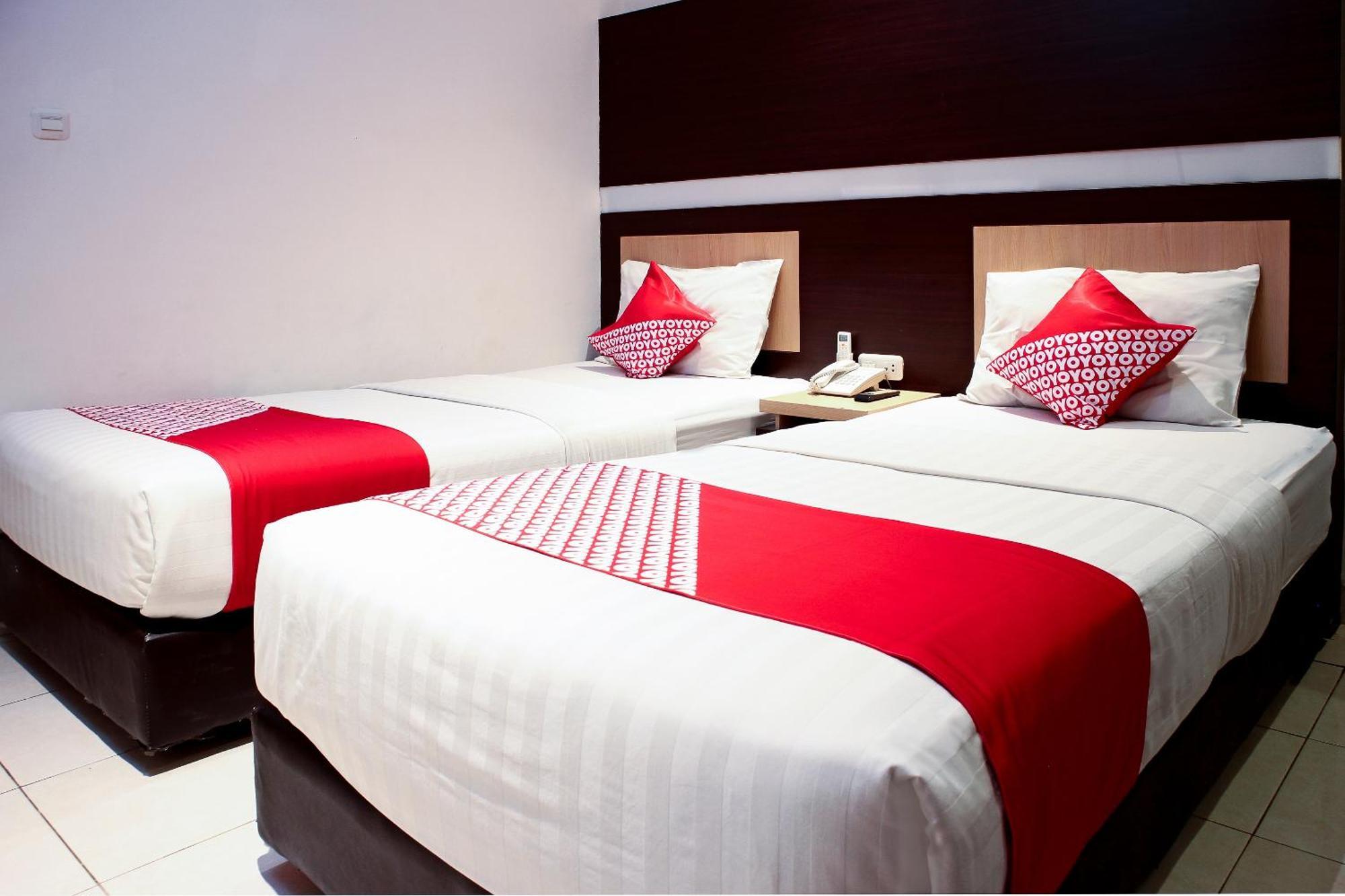 מדאן Oyo 1009 Hotel Bumi Malaya מראה חיצוני תמונה
