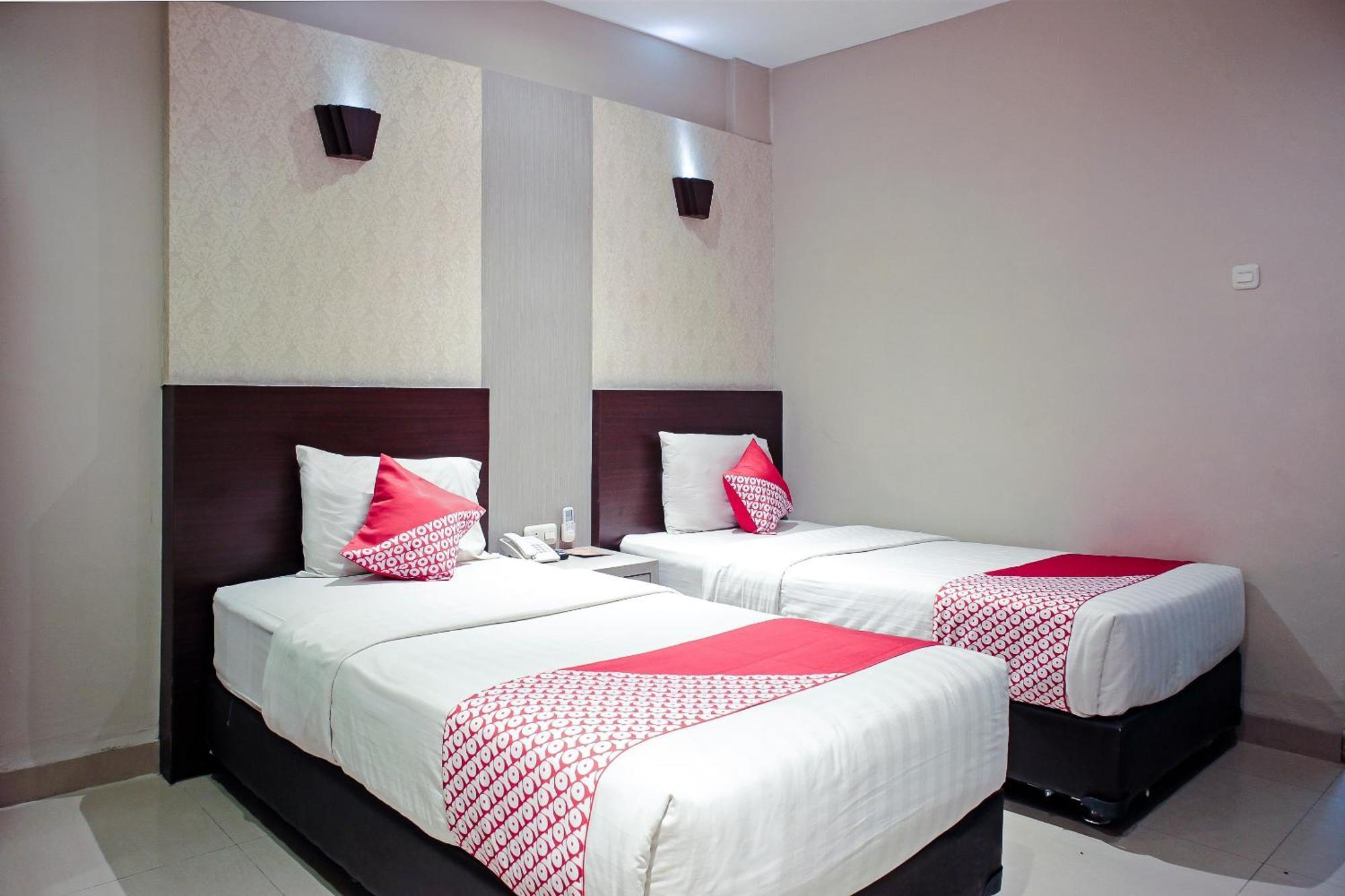 מדאן Oyo 1009 Hotel Bumi Malaya מראה חיצוני תמונה