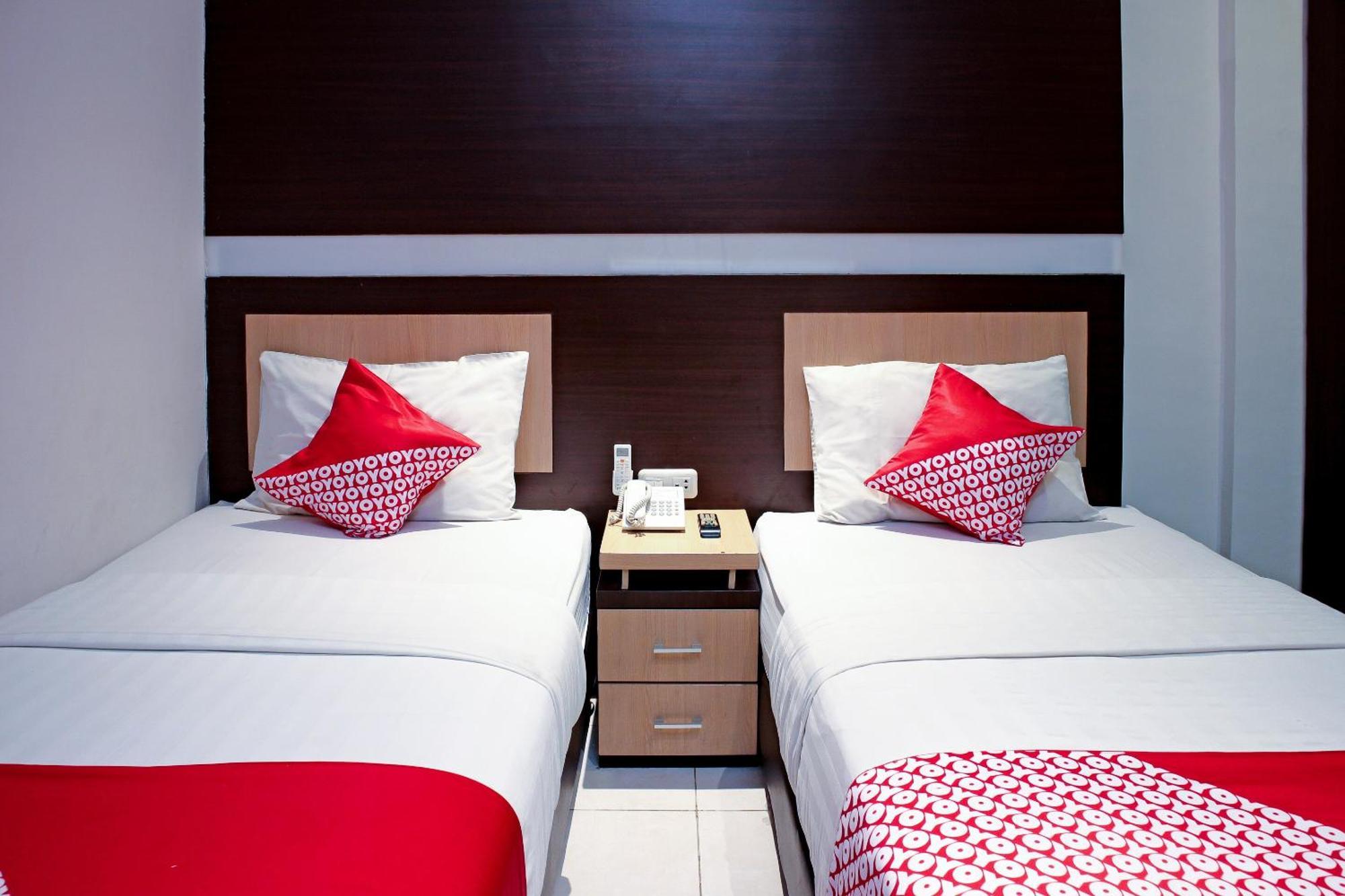 מדאן Oyo 1009 Hotel Bumi Malaya מראה חיצוני תמונה