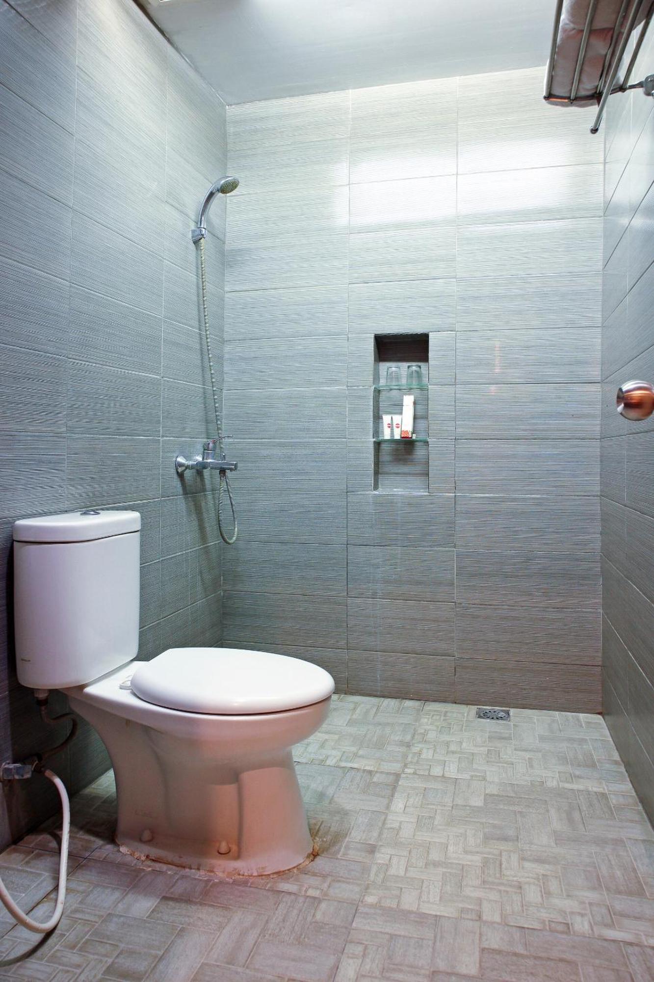 מדאן Oyo 1009 Hotel Bumi Malaya מראה חיצוני תמונה